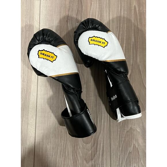 Hawk Sports Full Punching & Blocking Gloves for Kids, 6 oz KB29 - Picture 4 of 4